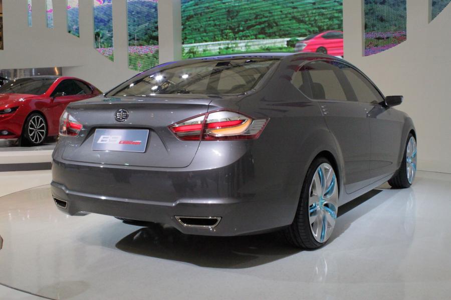  FAW B9 Concept 2011 года  (фото 7 из 11)
